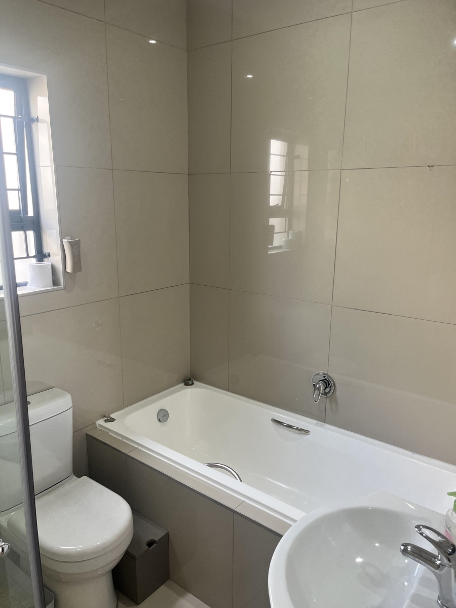 3 Bedroom Property for Sale in Parklands North Western Cape